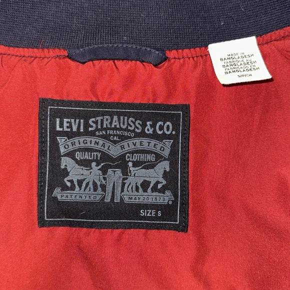 Levi’s Lightweight Bomber Jacket - Picture 5 of 5
